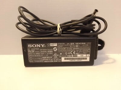 Sony AC Charger/Adapter Genuine VGP-AC19V48 19.5V 3.3A - Free Postage - image 1 of 4