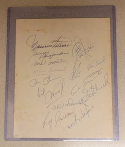 MAURICE HENRI RICHARD SIGNED MONTREAL CANADIENS OLD TIMERS PHOTO AUTOGRAPH AUTO - Picture 1 of 3