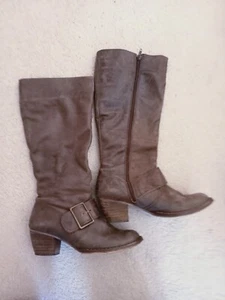 Lipsy Kniehohe Stiefel mit Schnalle. Braun Größe 4. Einmal getragen sehr guter Zustand - Bild 1 von 4