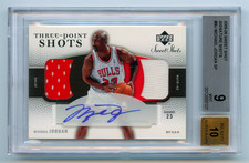 2005-06 UD SWEET SHOT 3-POINT SHOTS DUAL JERSEY AUTO MICHAEL JORDAN /23 BGS 9