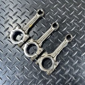 ♻️ SUZUKI GSF600 BANDIT MK2 2000–2005 - CONNECTING RODS - Con Rods X3 - Picture 1 of 9