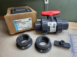 Spears 3639-015 1-1/2" Socket X Fnpt Cpvc Ball Valve Inline - Picture 1 of 5