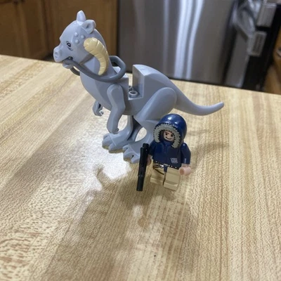 LEGO Star Wars: Han Solo Minifigure & Tauntaun - From 7749 Hoth Echo Base - Image 1 of 4