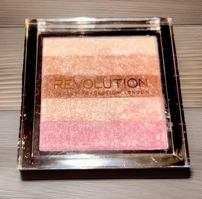 Makeup Revolution Original Vivid Shimmer Brick in Pink Kiss-.24 Oz-New - Image 1 of 2