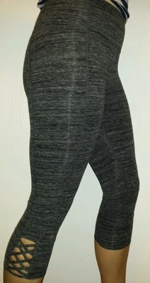 NEW Calvin Klein Performance Lattice High Waist Capri Leggings Size Small $49 - Image 1 of 4