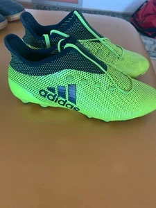 Fußballschuhe 42 adidas Neonfarbe Outdoorschuhe , Rasen- Fußbalschuhe - Bild 1 von 3