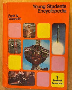 Funk & Wagnalls Young Students Encyclopedia Vol. 1 Hardcover 1972 - Imagen 1 de 12