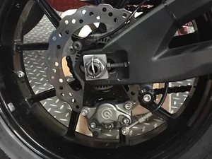 Kawasaki 04 05 ZX10R 10R Brembo P2 Caliper Rear underslung Bracket 84mm - Picture 1 of 2