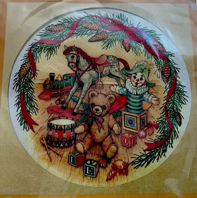 Creative Circle Nostalgic Christmas Crewel Embroidery Kit #2250 NEW - Image 1 of 3