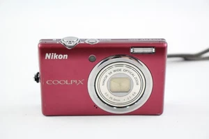 Nikon Coolpix S570 Digital Compact Camera Working w/ 5x Optical Zoom - Picture 1 of 6