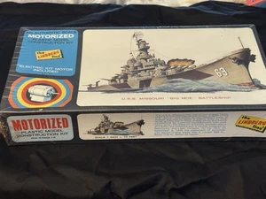 Kit Modelo USS MISSOURI MOTORIZADO Línea Lindberg Años 70 De Colección SELLADO - Imagen 1 de 7