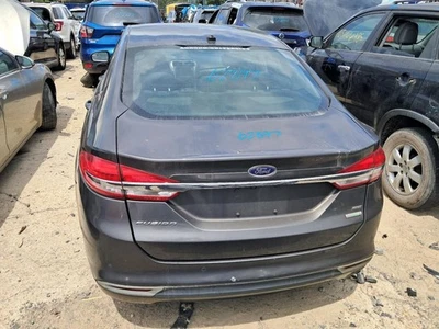 Cámara de visión trasera para maletero/portón trasero sin alerón compatible con 17-18 FUSION 2644081 Foto 1 de 4