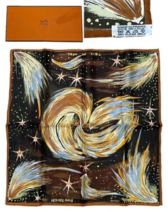 Sciarpa HERMES Carre 45 Feux du Ciel 100% seta marrone con etichette scatola usata. - Foto 1 di 9