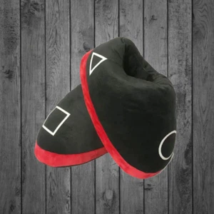 Zapatillas de felpa de gran tamaño inspiradas en la TV coreana talla única para la mayoría de los calamares de tamaño adulto - Imagen 1 de 1