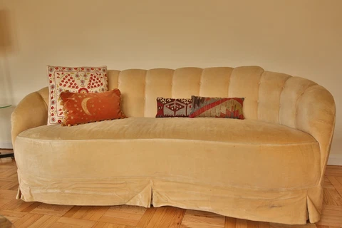 Vintage Art Deco Hollywood Regency Tufted Beige Curvey Sofa Cover