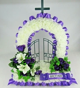 Artificial Silk Funeral Flower Gates of Heaven Wreath Memorial Tribute Wreath - Picture 1 of 3