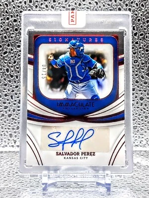 Salvador Perez 2022 Panini Immaculate Collection Signatures Auto Red /10 SP - Image 1 of 2