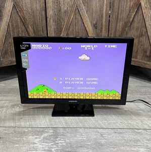 Samsung 19 inch TV 720p HDTV UN19F4000AF - Vintage Retro Gaming - Works GREAT! - Picture 1 of 21