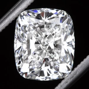 3ct LAB CREATED DIAMOND F VS2 IGI CERTIFIED ELONGATED CUSHION SHAPE CUT LOOSE - Picture 1 of 2