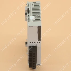 one used IDEC PLC FC4A-T08S1 FC4A-T08S1 Free shipping - Picture 1 of 5