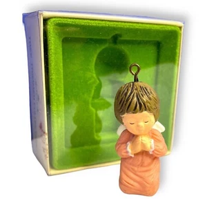 Vintage Hallmark Tree Trimmer Collection Praying Angel Ornament Hallmark 1979 - Picture 1 of 11