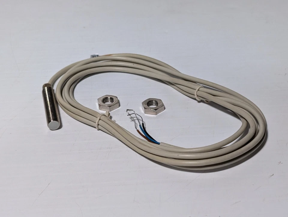 Automation Direct AE1-AP-1A Induction Proximity Sensor DC 10-30V - Image 1 of 4