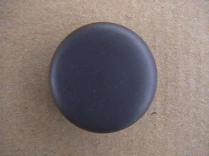 1998-99 Cadillac Factory CD/Cassette Radio (Power/Vol) Control Knob (GC) - Picture 1 of 1