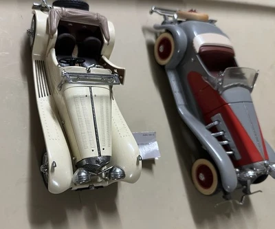 Two 1/24 1938 Jaguar SS 100 And Duesenberg SSJ - Image 1 of 4