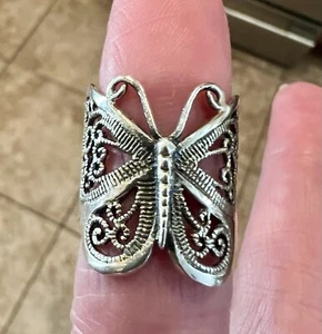 Sterling Silver 925 Open Work Butterfly Ring Size 8. Weighs 5g. - Picture 1 of 7
