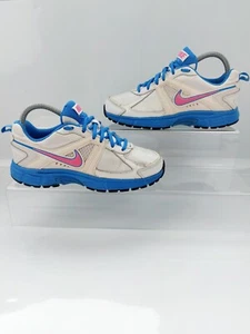 Scarpe da corsa Nike Dart 9 retrò bianche blu rosa scarpe da ginnastica taglia UK 5 - Foto 1 di 5