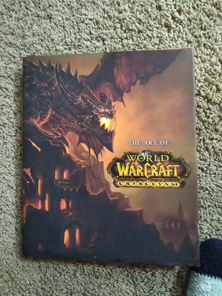 World Of Warcraft Cataclysm Collers book Euc! - Image 1 of 4