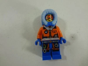 Lego City Minifigure Artic Base Camp Female Explorer Orange Goggles CTY491 60036 - Picture 1 of 4