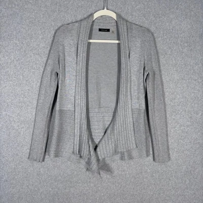 Cárdigan Suéter Verve Ami Crochet Pequeño Envoltura Drapeado Yoga Salón Cómodo Carrera Foto 1 de 4