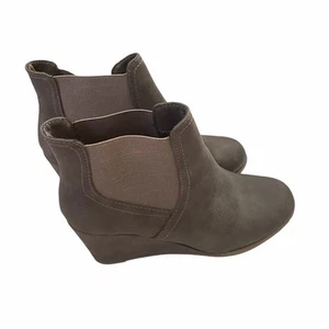 Rampage Mousy braune Slipper-Stiefelette mit Keilabsatz Booties Schuh W’s 9 M - Bild 1 von 7
