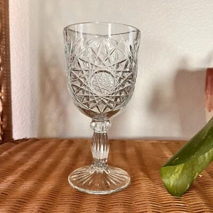 Vintage Libby brilliant Pressed Glass Water Goblet Wine Barware Drinkware - Picture 1 of 11