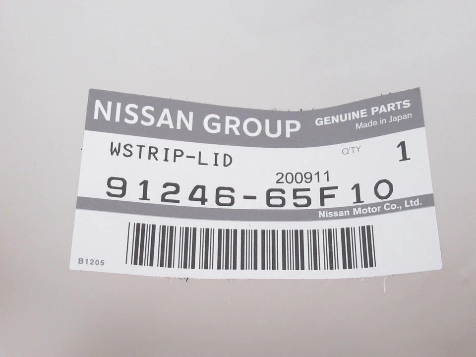 正品 原始设备制造商 日产 91246-65F10 天窗 Weatherstrip 模具 1995 - 1998 240SX — 第 1/4 张图片