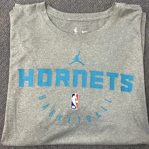 NIKE Dri-fit Charlotte Hornets Short Sleeve Size 3XL NBA ISSUED WARM Up Fit (XL) - Picture 1 of 12