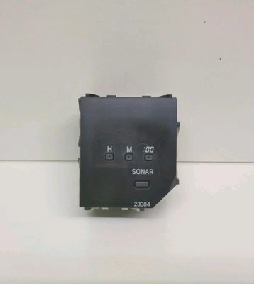 Toyota Grand Hiace 1999 Dash Time Clock Sonar Button 83910-26050 1996-2007 - Image 1 of 3