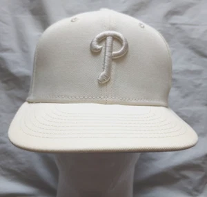 White On White Philadelphia Phillies New Era Snapback Hat / Cap - FREE SHIPPING - Picture 1 of 8