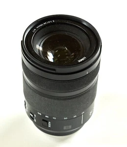 Panasonic 24-105mm Zoom Lens - Picture 1 of 7