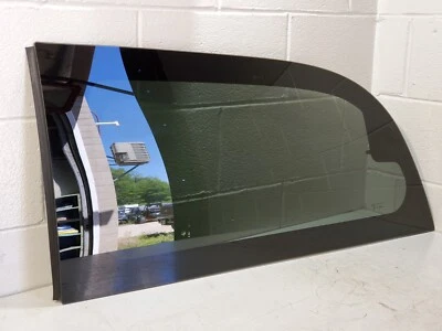 Dodge Grand Caravan 2008-2018 trasero LH 1/4 vidrio/ventana tinte privacidad (tinte AS3) Foto 1 de 4