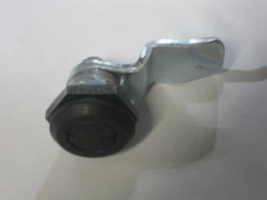 New Saginaw enclosure slotted door latch black SCE-DLSBB 28mm latch SCE-102804 - Picture 1 of 4