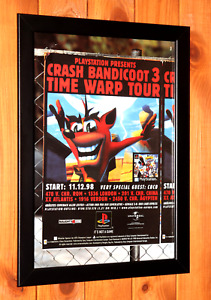 1998 Crash Bandicoot 3 déformé PS1 Playstation Promo petite affiche page publicitaire encadrée