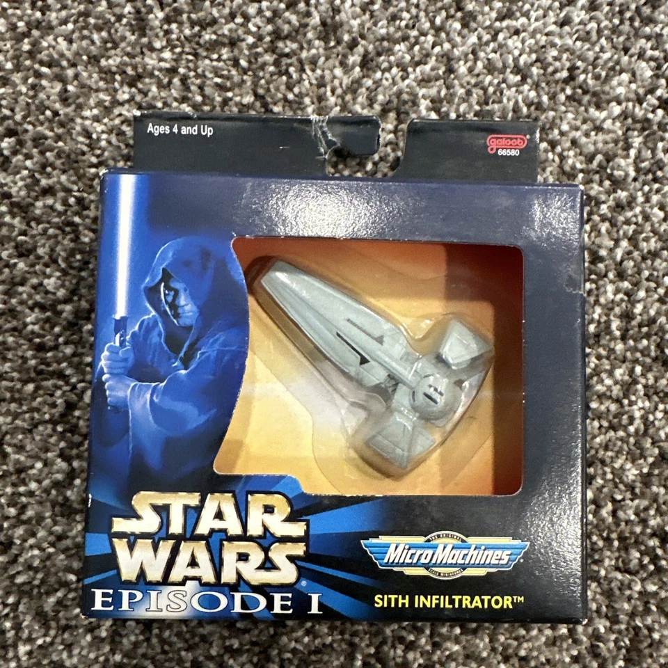 STAR WARS EPISODE 1 Micro Machines SITH INFILTRATOR VEHICLE FIGURE NEW - Image 1 of 1