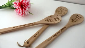 SALE WOODEN SPOON PERSONALISED LASER ENGRAVED COOKING CHRISTMAS GIFT - Bild 1 von 12