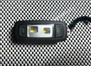 2016-2020 BMW 740i 750 G12 REAR RIGHT PASSENGER ROOF READING DOME LIGHT OEM - Picture 1 of 5