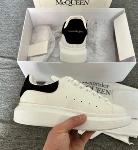 Scarpe Alexander McQueen Bianche con Tallone Nero Scamosciato Taglia 35-45 - Imagen 1 de 6