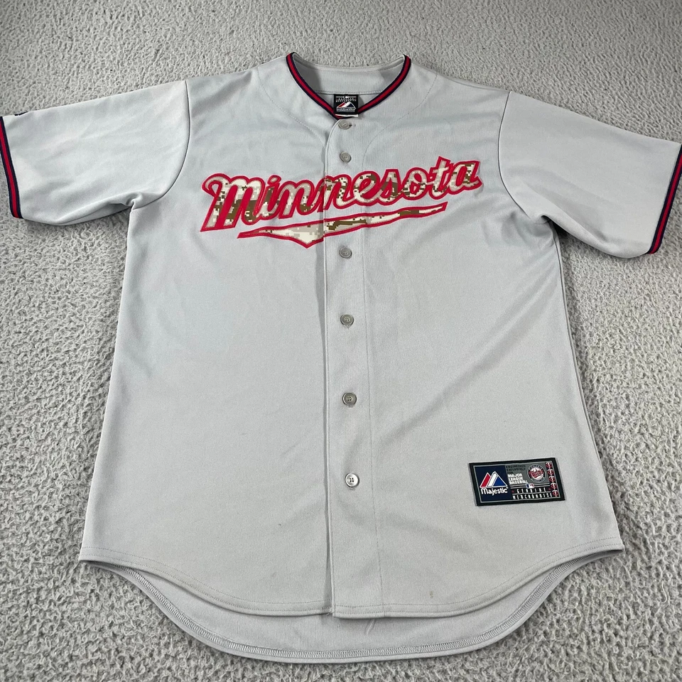 Camiseta de béisbol majestuosa de los gemelos de Minnesota Joe Mauer #7 camisa camuflada mediana EE. UU. * Foto 1 de 4