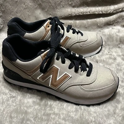 Zapatillas deportivas New Balance 574 doradas negras con cordones WL574SFF para mujer talla 7,5 Foto 1 de 4