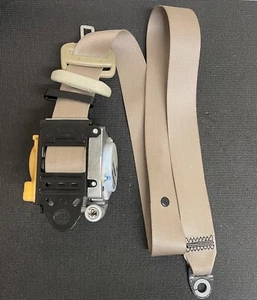 2009 2010 2011 2012 Nissan Murano Front LEFT DRIVER Side Seat Belt TAN OEM - Picture 1 of 4
